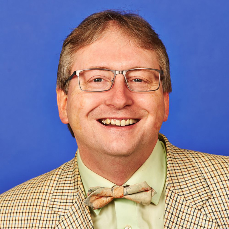 Dr. Alexander Dylong